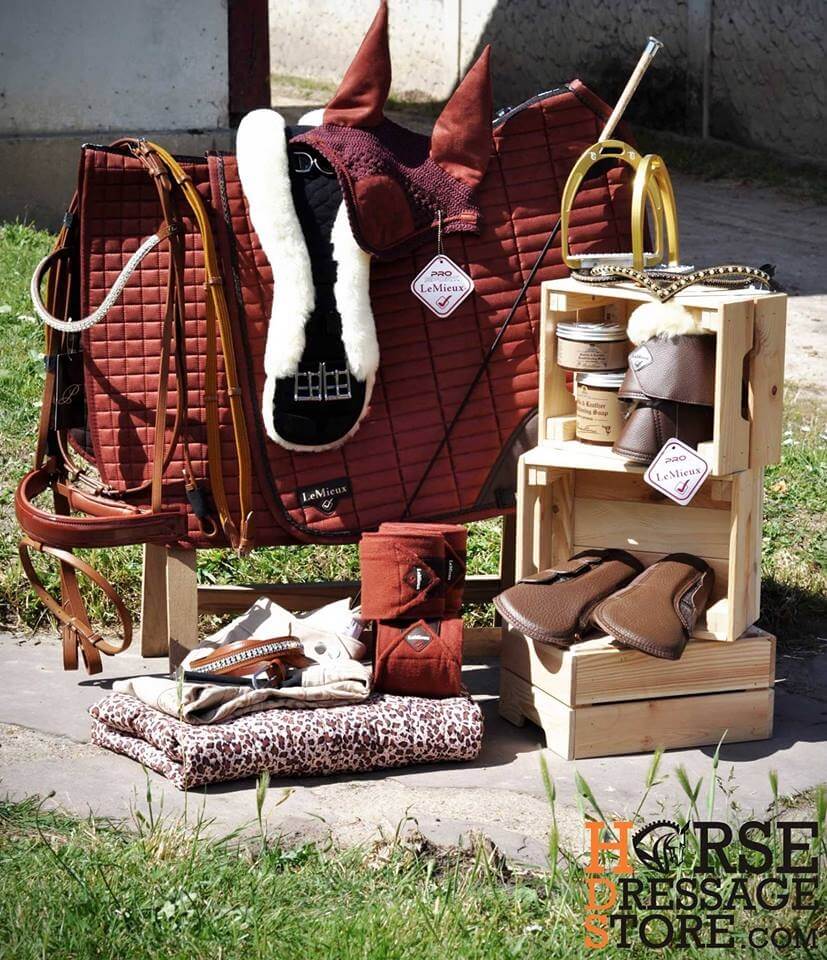 Mode et équipement au rendez-vous à Pamfou