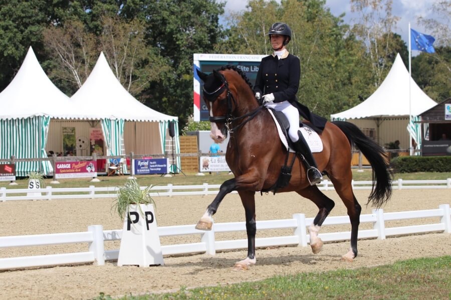 Duke of Swing et Gotilas sur le podium à Jiva Hill